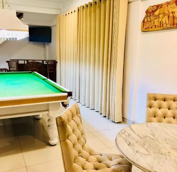 هتل Kandy View Resort