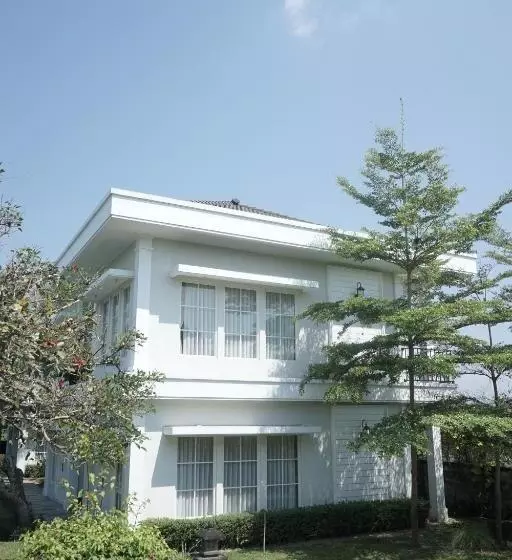 Hotel Sevilla Resort Magelang