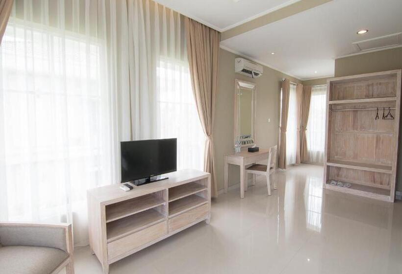 Отель Sevilla Resort Magelang