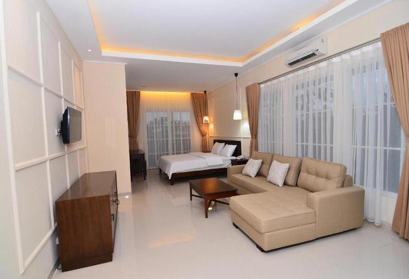 Отель Sevilla Resort Magelang