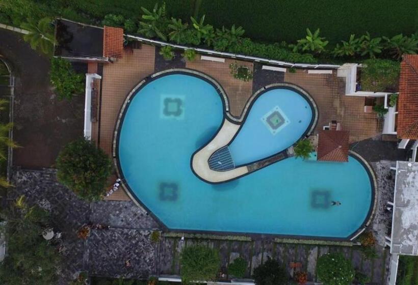 Отель Sevilla Resort Magelang