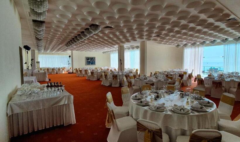 Marina Hotel, Sunny Day