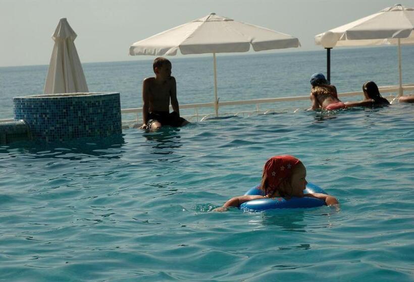 Marina Hotel, Sunny Day