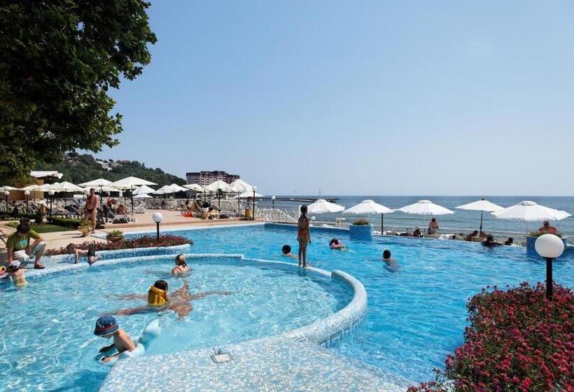 Marina Hotel, Sunny Day