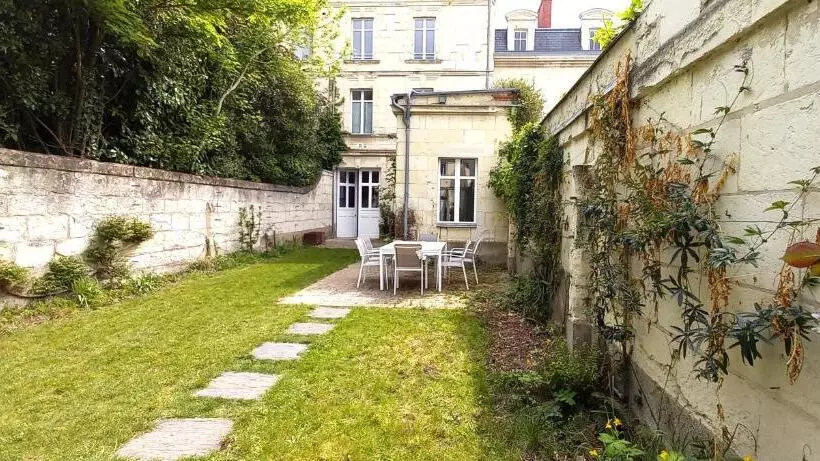 Majatalo Histoire De Loire   Anjou Sdb Partagée