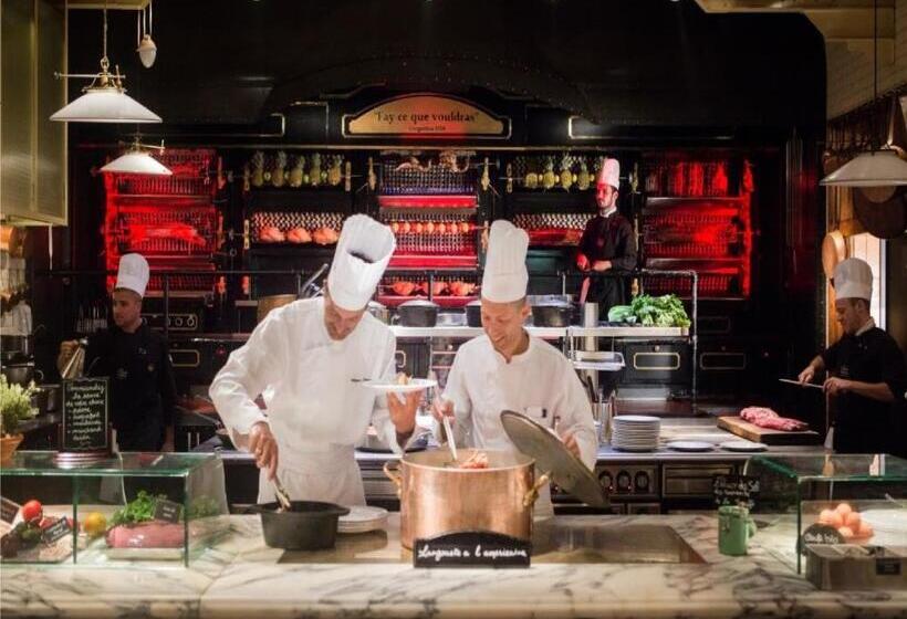 پانسیون Le Bourget   Envolée Romantique