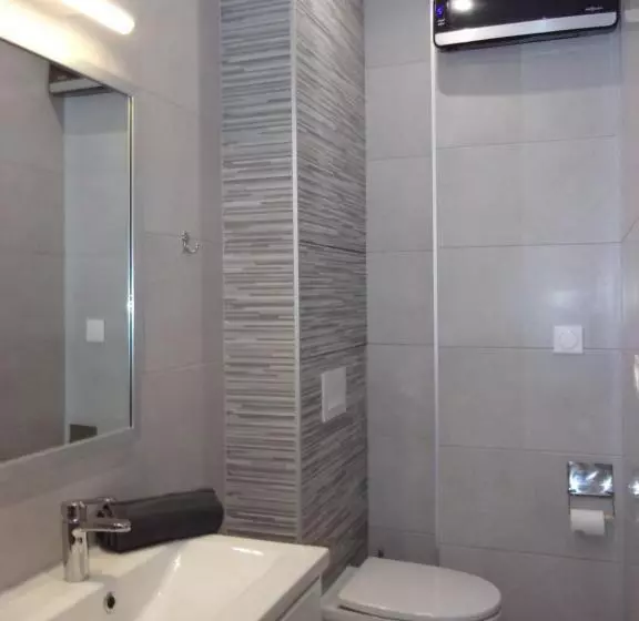 ペンション Le Bourget   Envolée Romantique