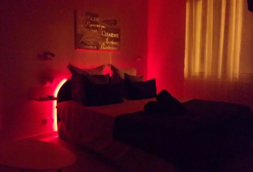 ペンション Le Bourget   Envolée Romantique