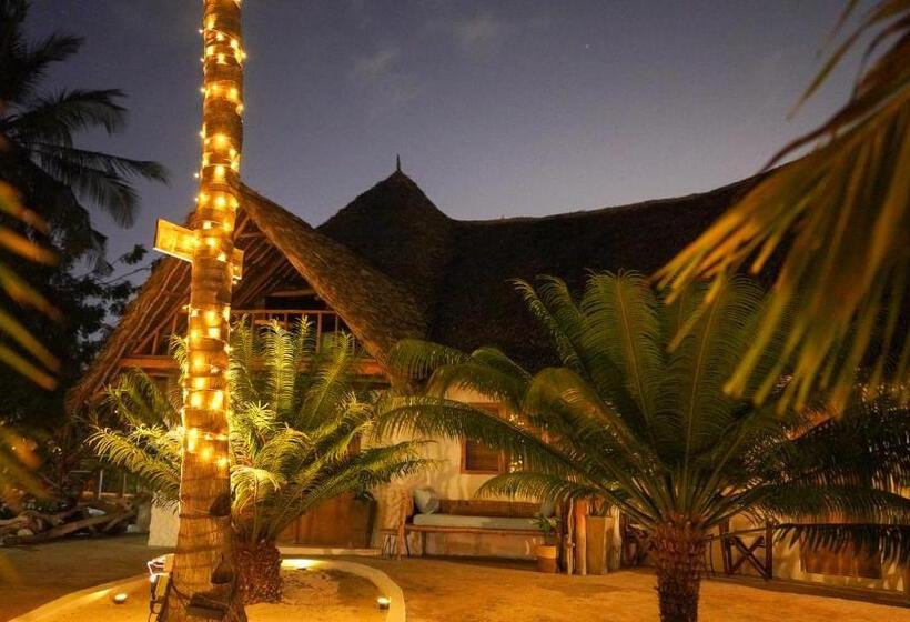 استراحتگاه The Mida Creek