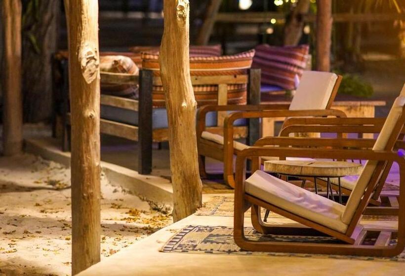 استراحتگاه The Mida Creek