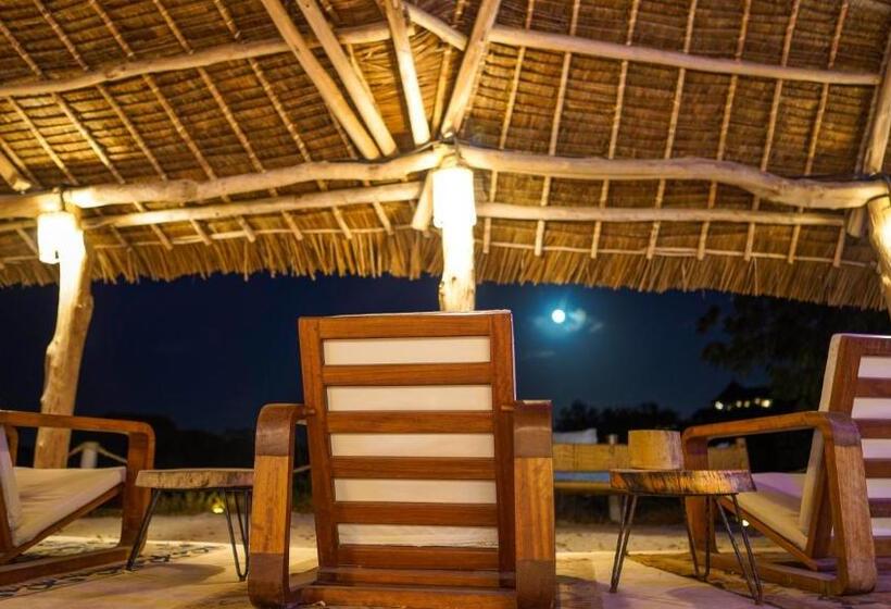 استراحتگاه The Mida Creek