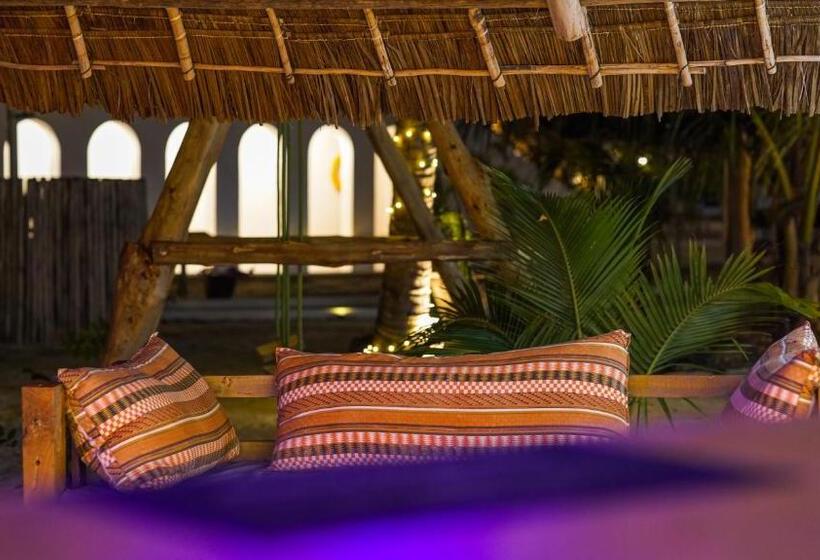 استراحتگاه The Mida Creek