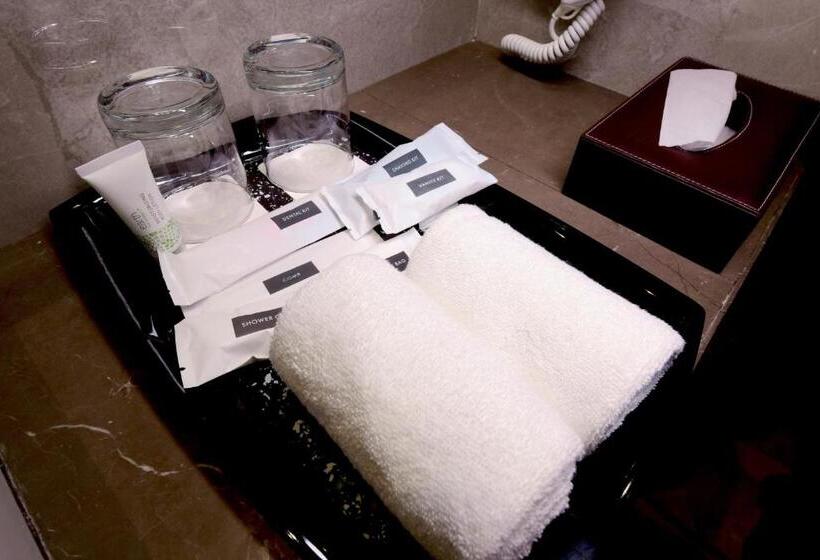 בית מלון כפרי Surestay By Best Western Model Town Amritsar