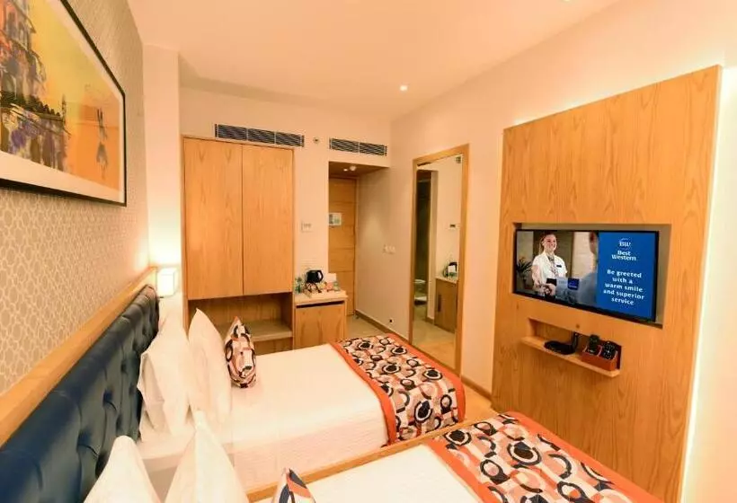ホテル Surestay By Best Western Model Town Amritsar