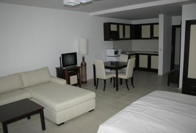 Apartments Ofir