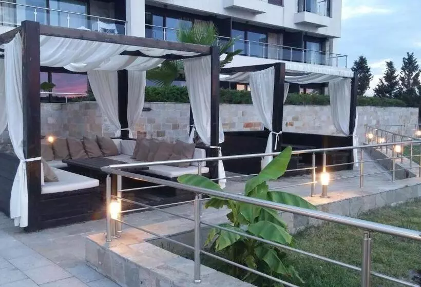 Apartments Ofir