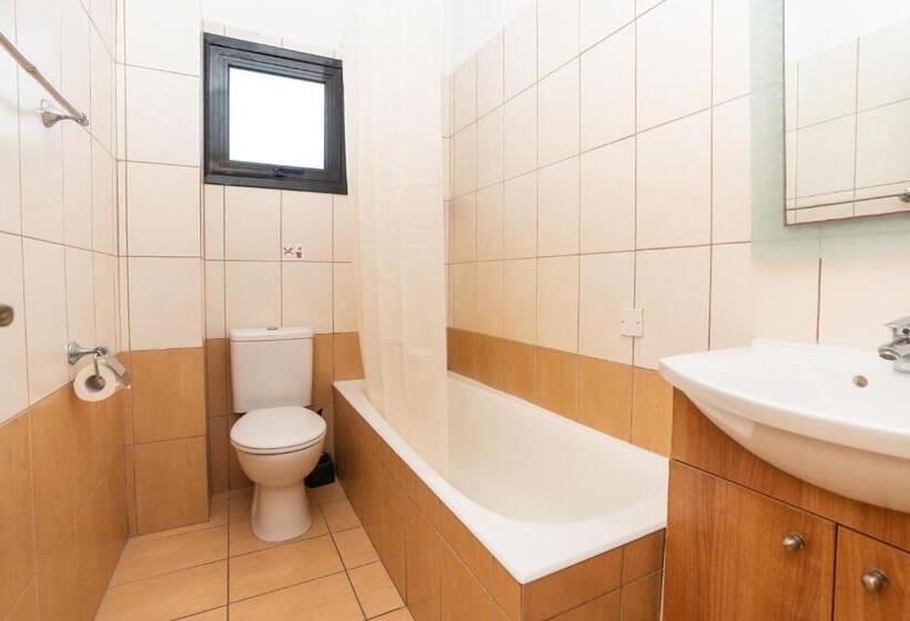 Flora Hotel Apartments