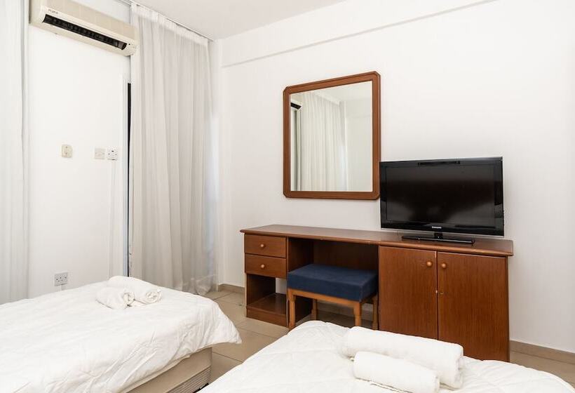 Flora Hotel Apartments