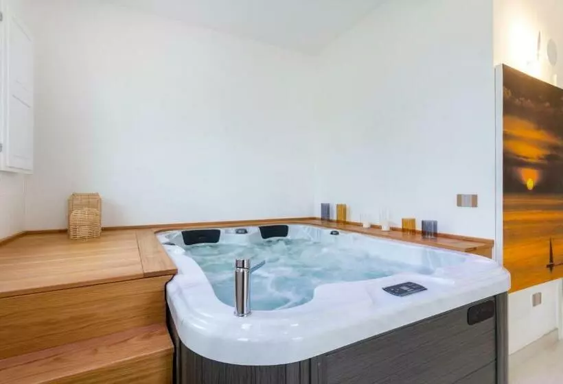 Hotelli Agriturismo Il Contadino