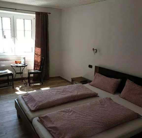 Hotelli Gastehaus In Der Alte Kellerei