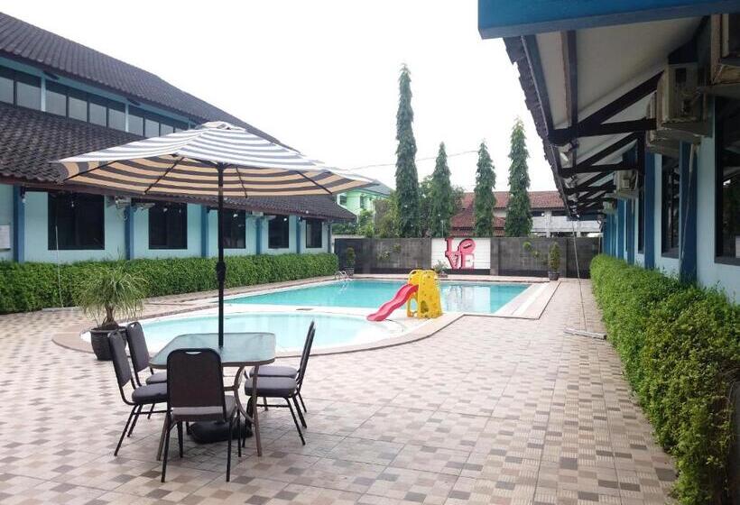 Szálloda Sofia Juanda Surabaya