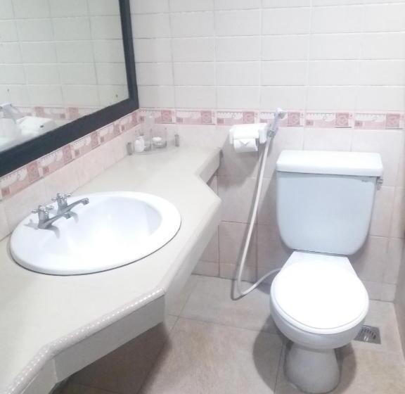 Szálloda Sofia Juanda Surabaya