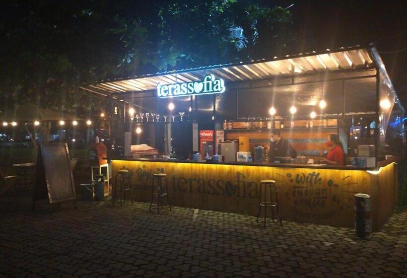 Szálloda Sofia Juanda Surabaya