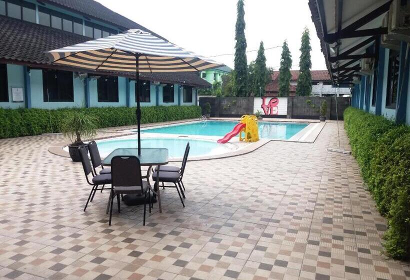 Szálloda Sofia Juanda Surabaya