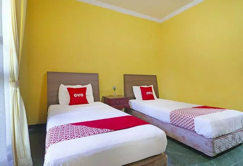 Hotelli Super Oyo 90382  Sarah Sukabumi