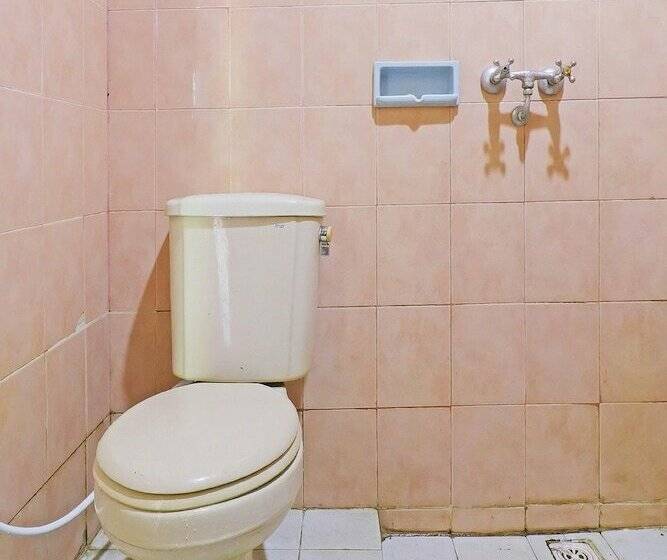 בית מלון כפרי Super Oyo 90382 Sarah Sukabumi