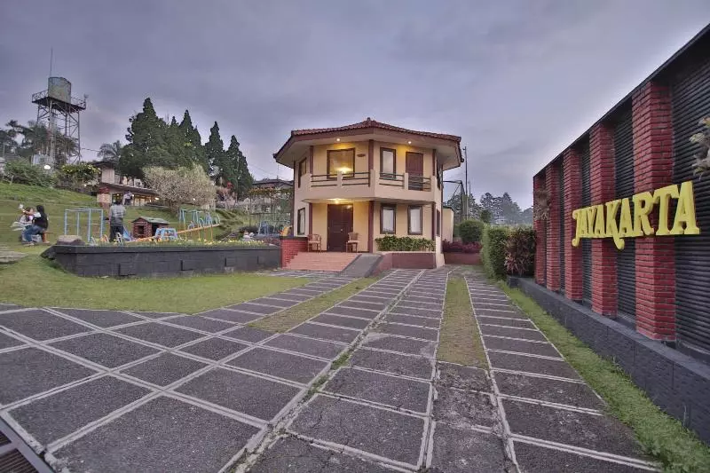 Otel The Jayakarta Cisarua