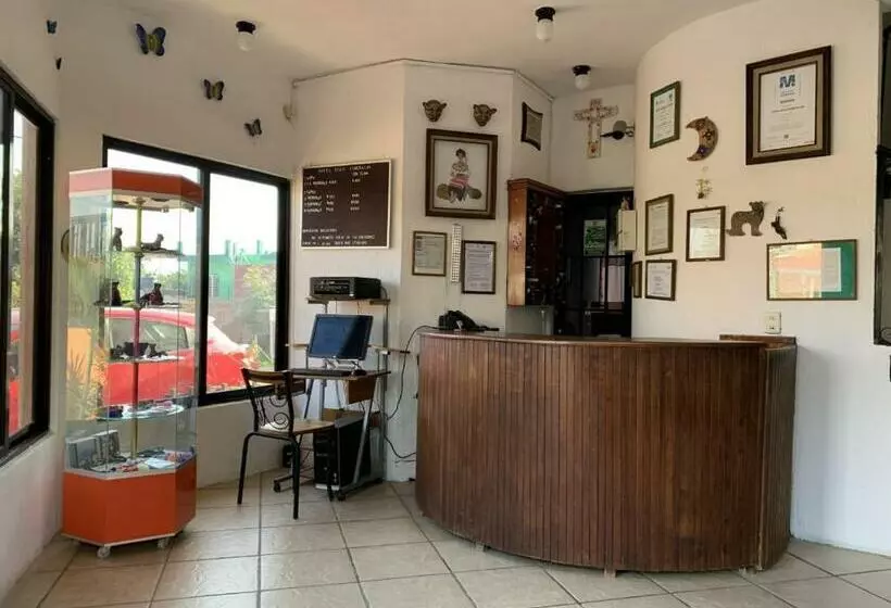 هتل Villa Esmeralda