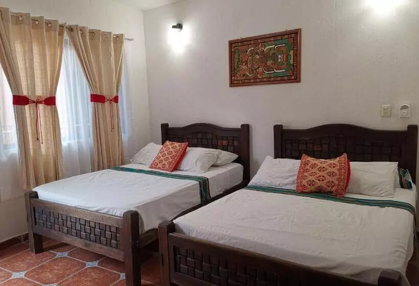 هتل Villa Esmeralda