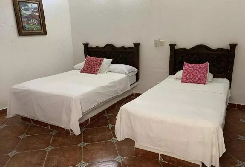 هتل Villa Esmeralda