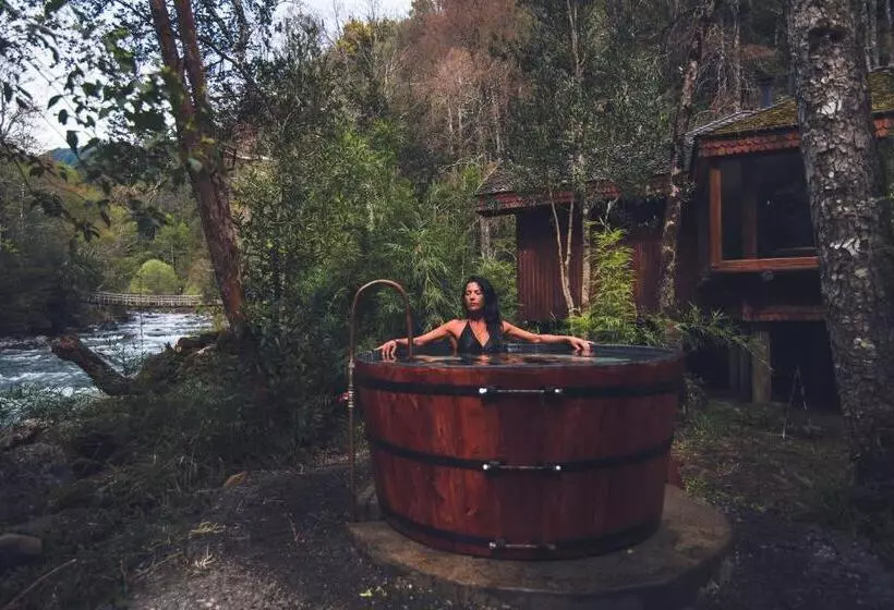 Hotelli Y Termas Huife