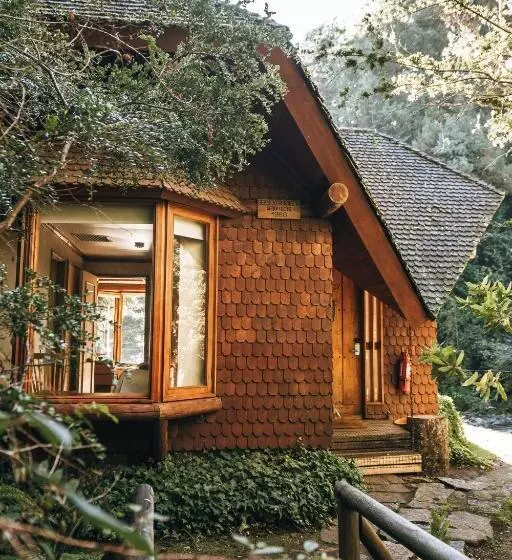 Hotelli Y Termas Huife