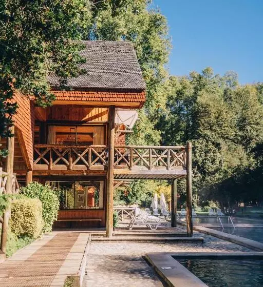 Hotelli Y Termas Huife