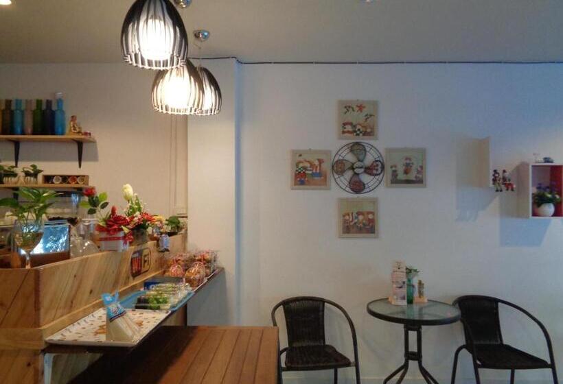 Kesorn Boutique Residence At 8 Riew