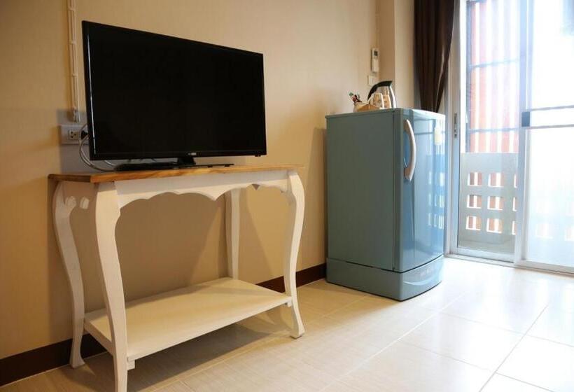 Kesorn Boutique Residence At 8 Riew