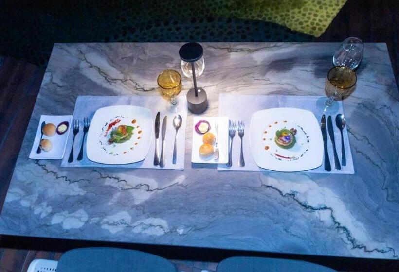 Tentaciones Hotel & Lounge Pool   Adults Only