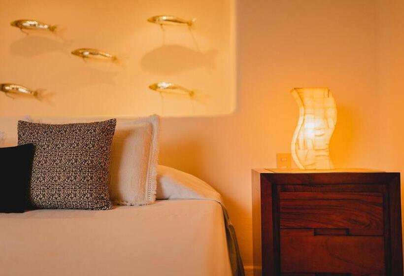 Tentaciones Hotel & Lounge Pool   Adults Only