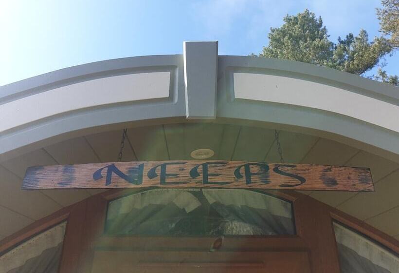 Bed and Breakfast Brora Pods