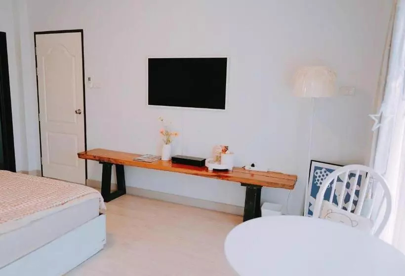 ベッドアンドブレックファースト Nhunjai House   บ้านหนุนใจ