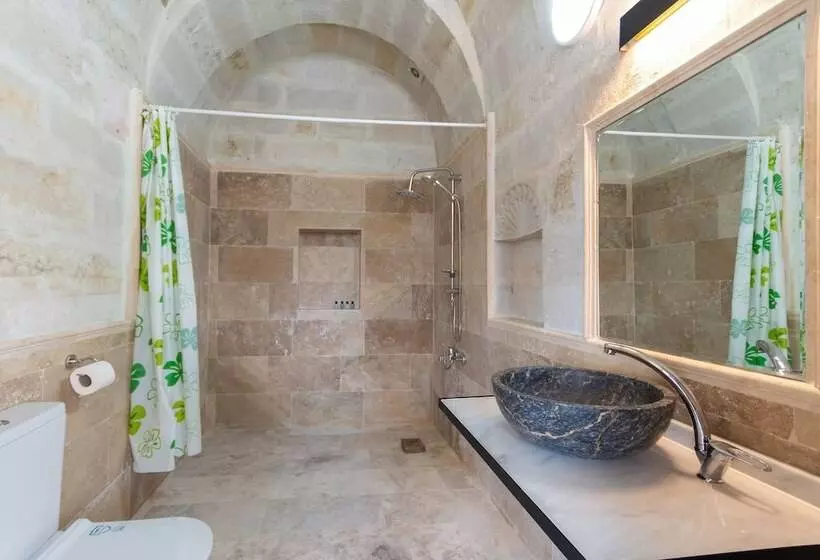 Hotelli Cafer Aga Konagi