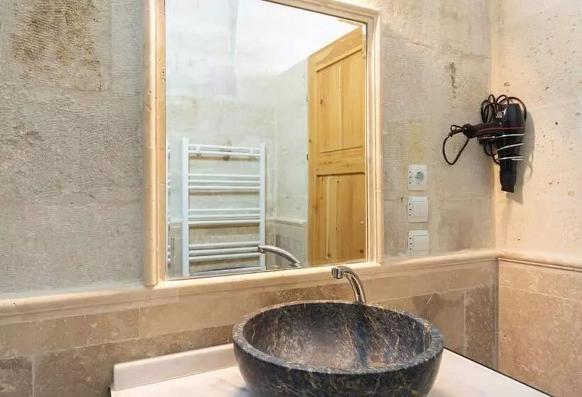 Hotelli Cafer Aga Konagi