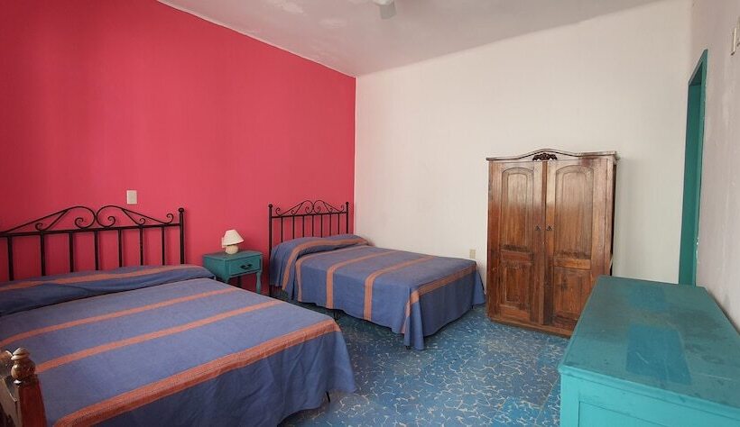 Отель Casa California