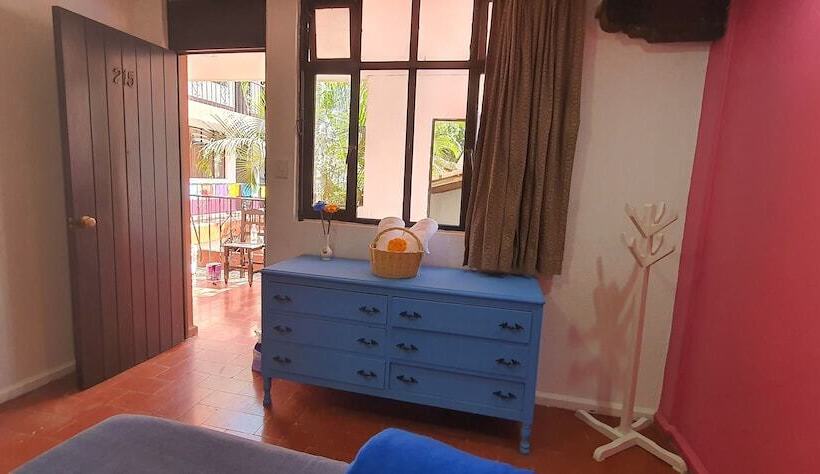 Отель Casa California