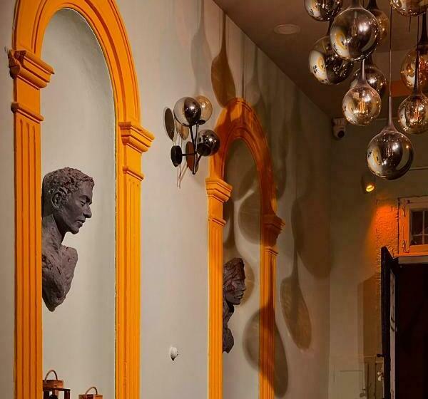 ユースホステル Titan House