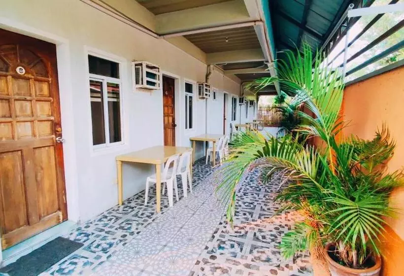 ホテル Emshienell Beach Resort And Event Place