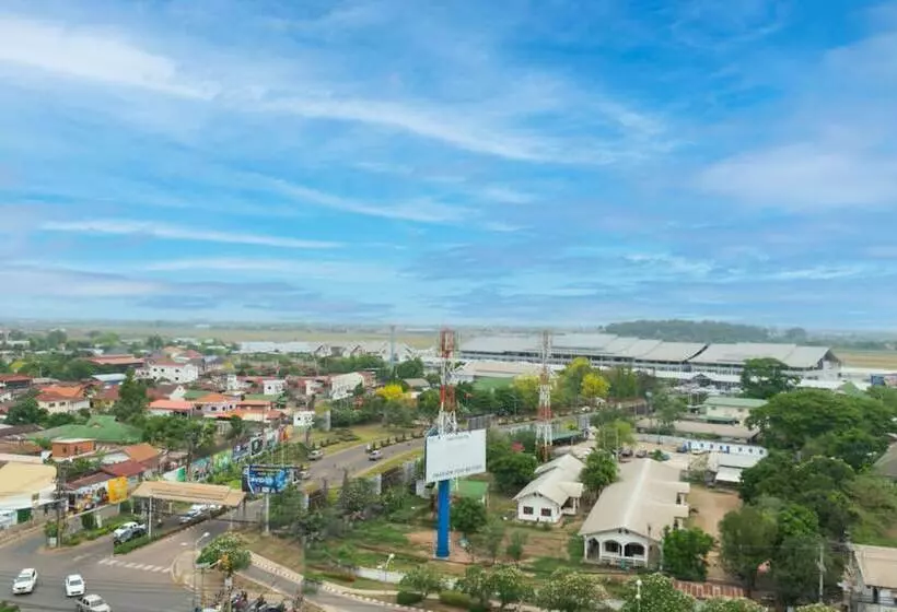 St Hotel Wattay Airport